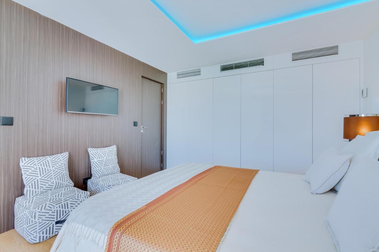 Gold Suites - Luxurious Apartment - Sea View ヴィラモウラ エクステリア 写真