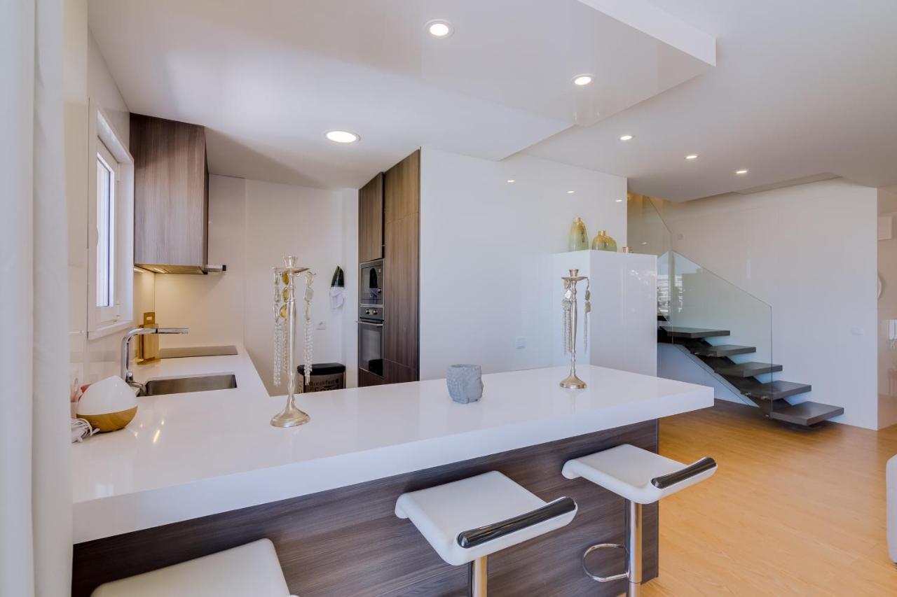 Gold Suites - Luxurious Apartment - Sea View ヴィラモウラ エクステリア 写真